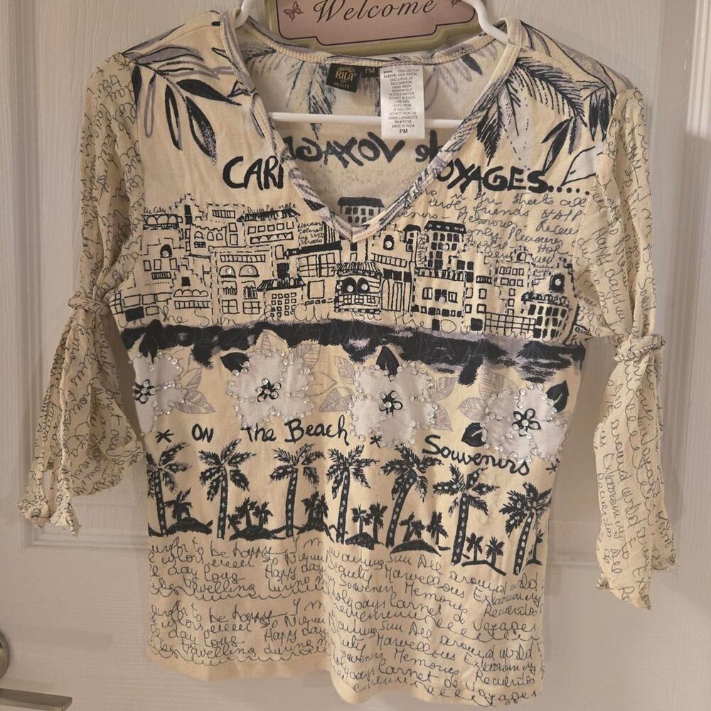 Totally unique artsy/boho top by Bila!